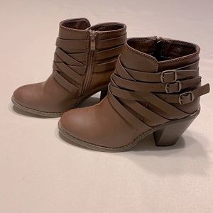 Brown Ankle Boots with Buckle Straps